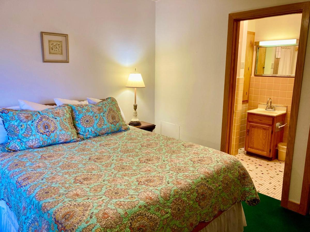 Garden Grove Retreat & Lodging Near Pictured Rocks, Fayette, Trails Eksteriør bilde