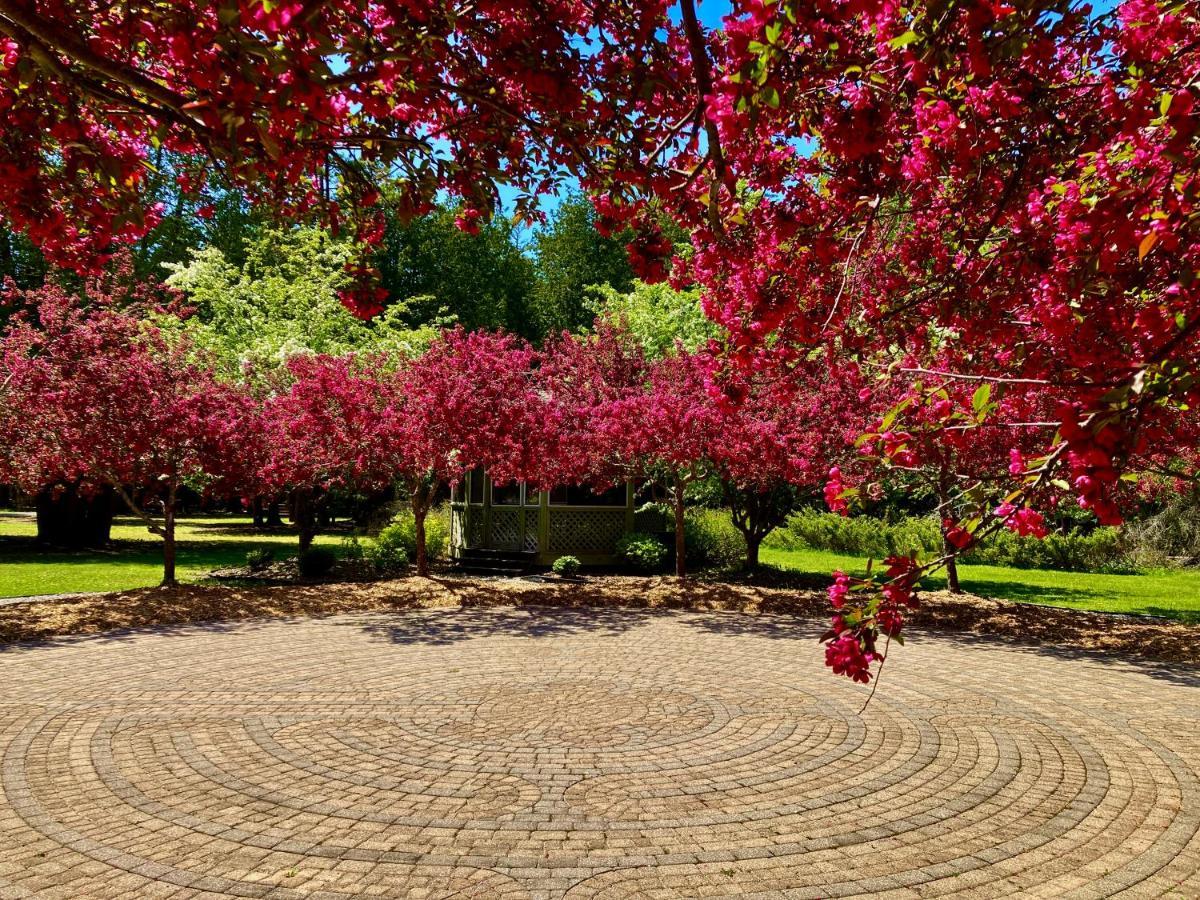 Garden Grove Retreat & Lodging Near Pictured Rocks, Fayette, Trails Eksteriør bilde